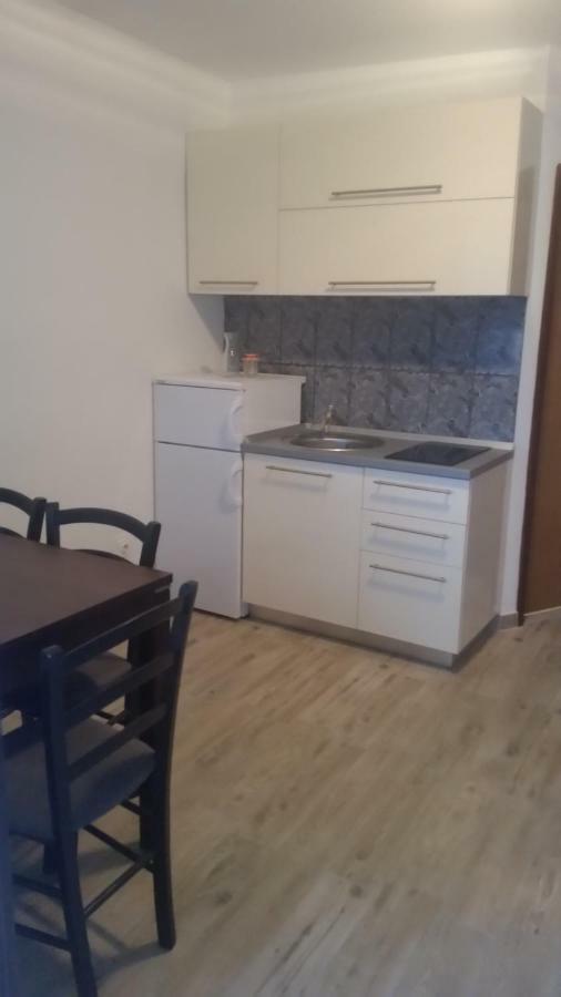 Apartments Lola بيوغْغاد نا موغو المظهر الخارجي الصورة