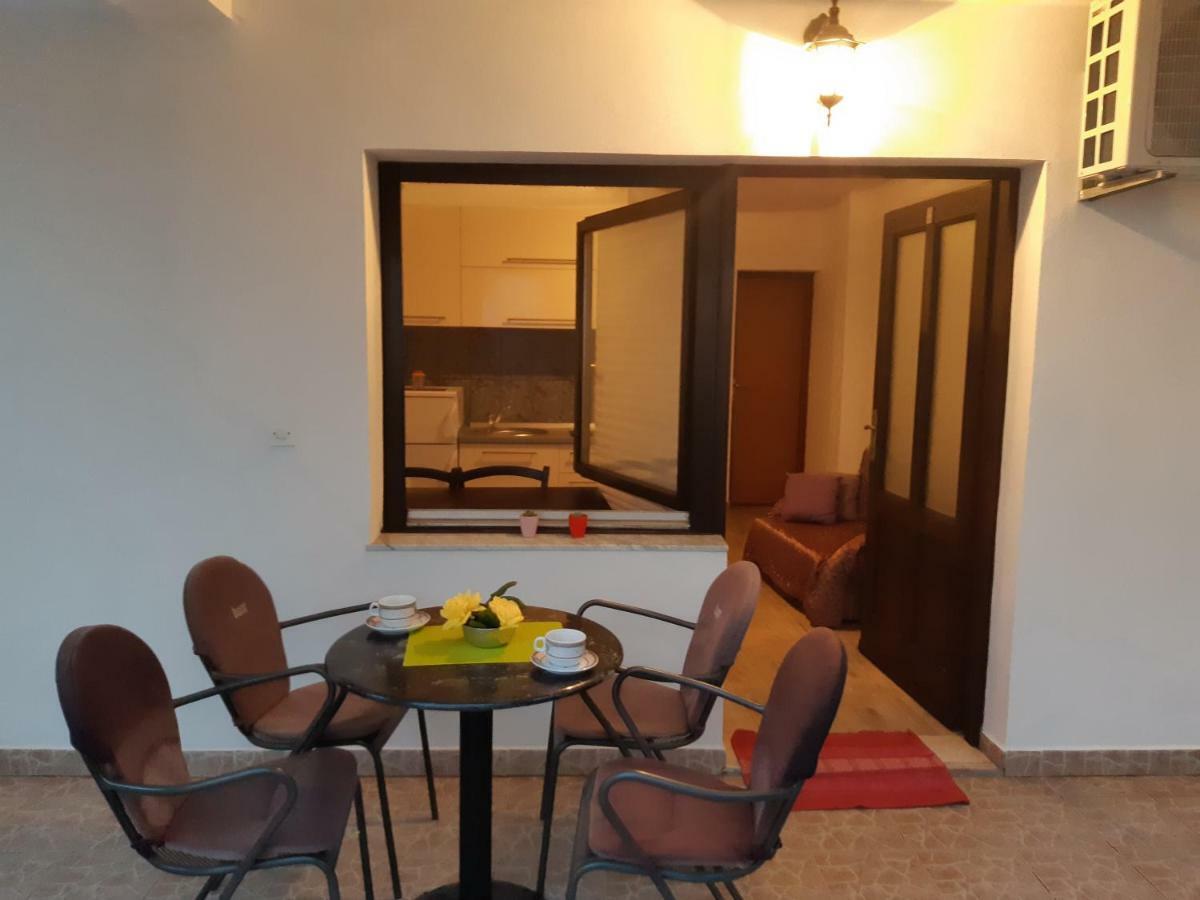 Apartments Lola بيوغْغاد نا موغو المظهر الخارجي الصورة