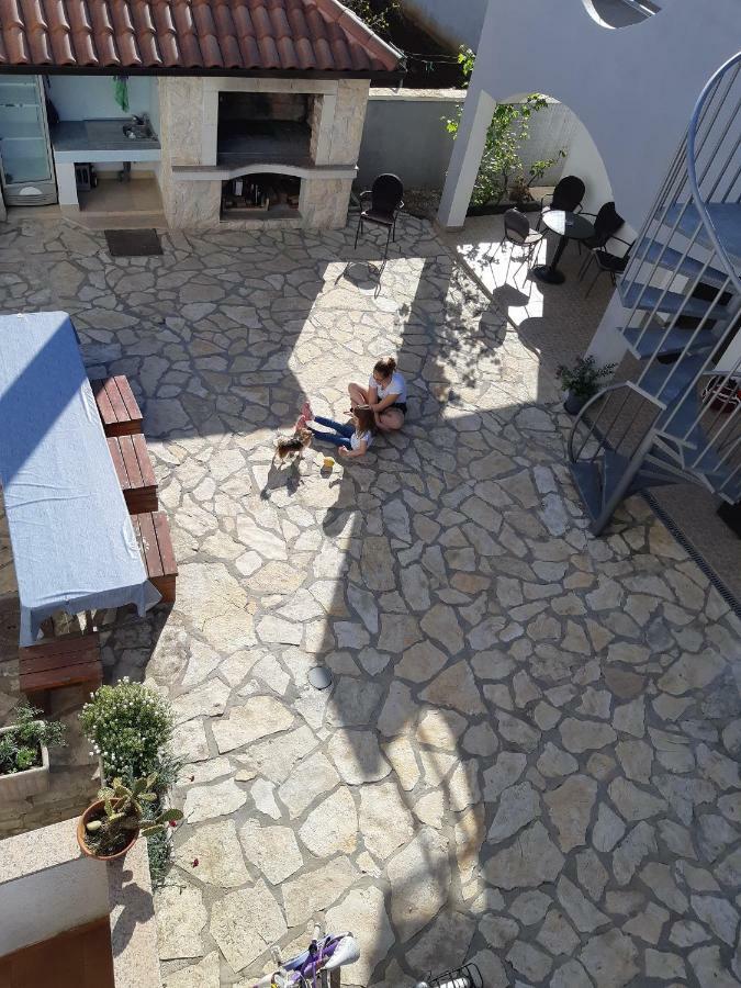 Apartments Lola بيوغْغاد نا موغو المظهر الخارجي الصورة